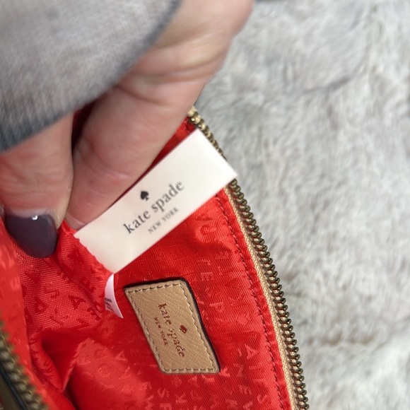 Kate Spade New York | Mariana Mansfield Crossbody Bag in a Tan Leather - Picture 6 of 10